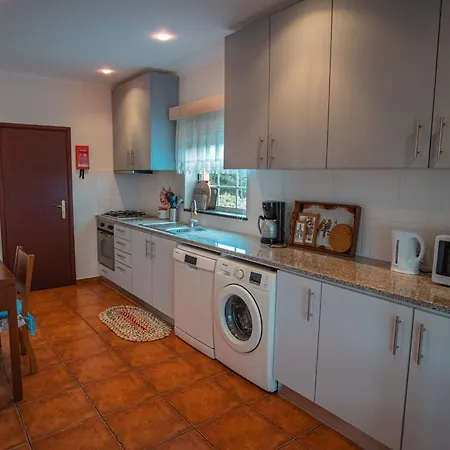 Casa Da Vinha * Biscoitos (Terceira)